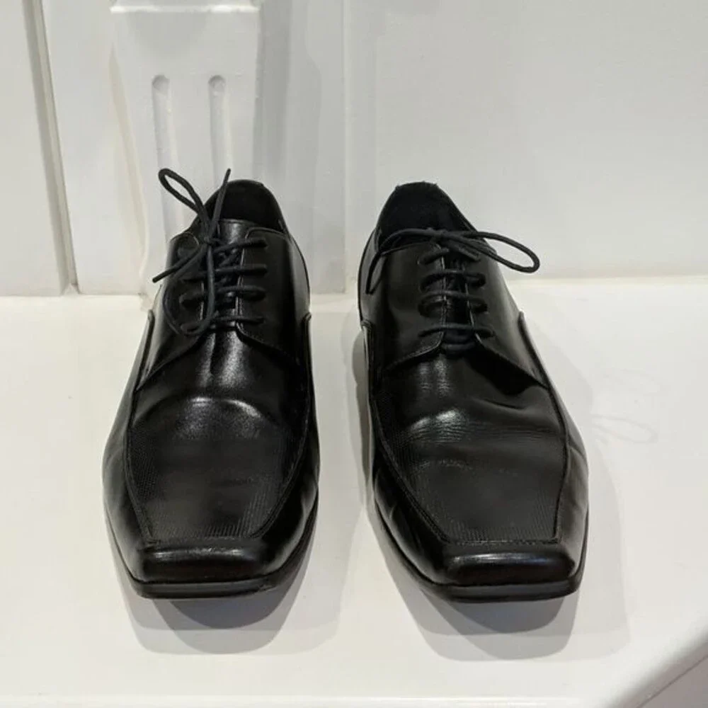 LIKE NEW Steve Madden, Black Leather Dress Shoes, Lace Up, Square Toe, Size 11.5